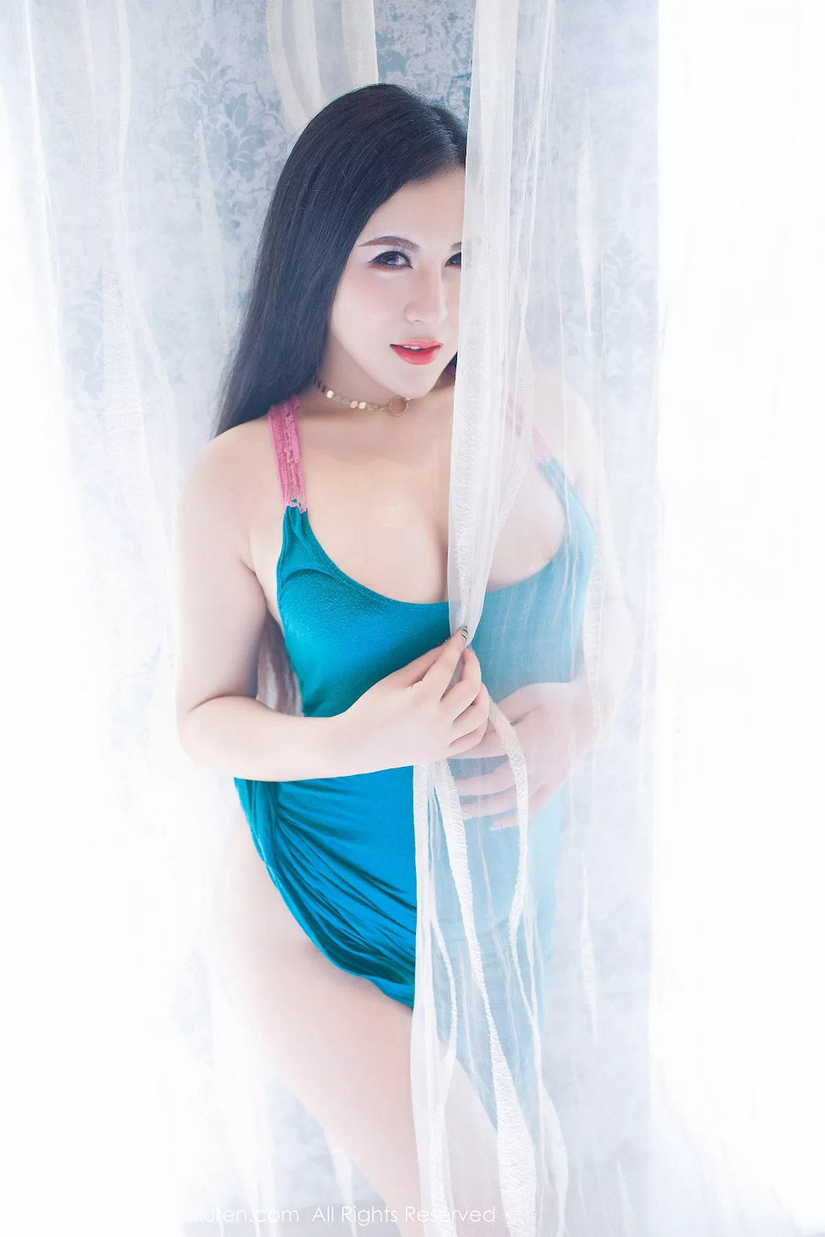 [XiuRen秀人网]第807期MODEL伊若写真-秀人资源网